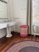 Corbeille à linge en bozaka naturel & fuchsia - moyen modèle - Jeanne