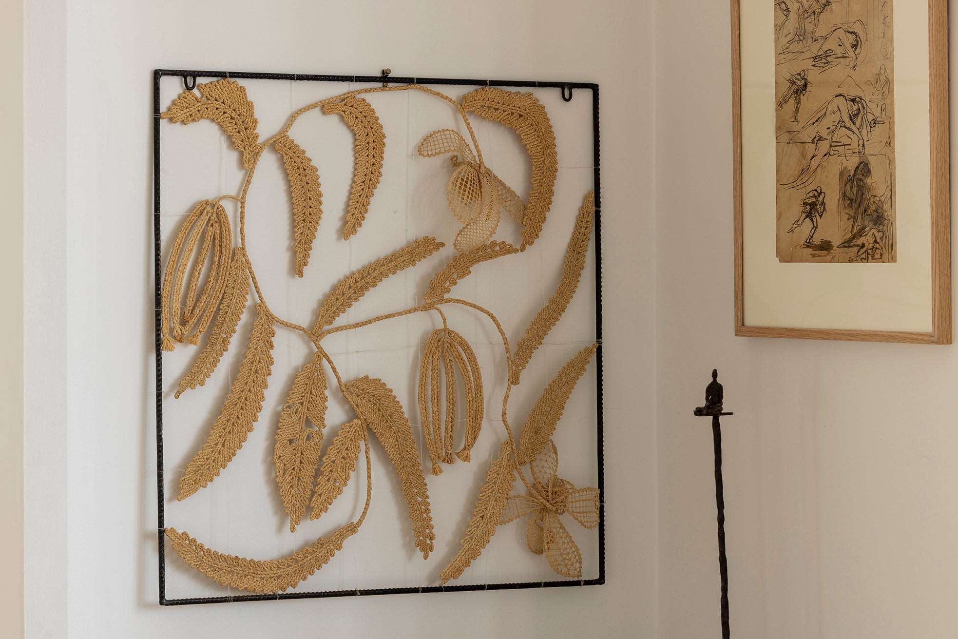 Dentelle de raphia & cadre de fer