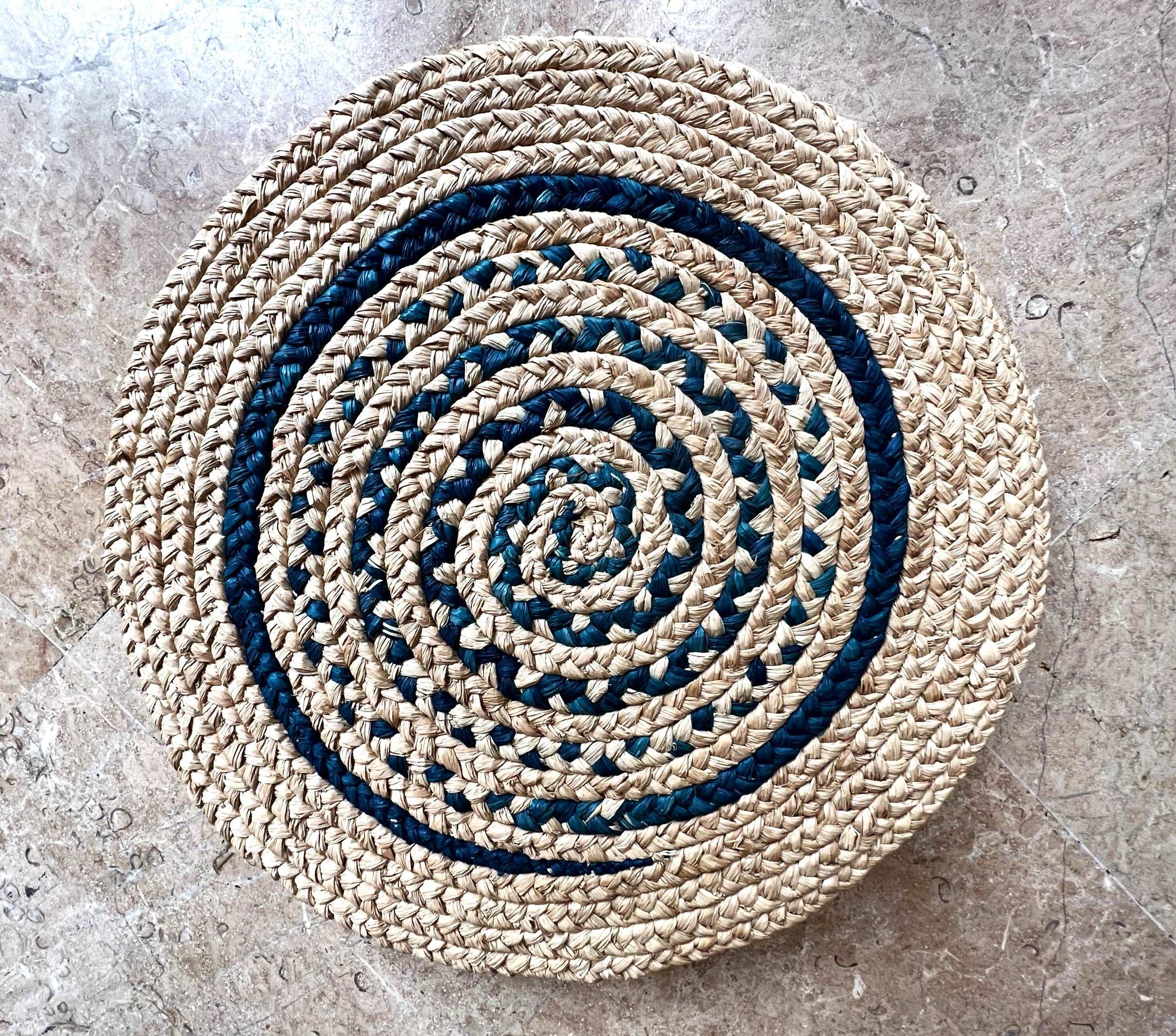 Lot de 4 x sets de table ronds en raphia naturel & bleu