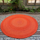 Tapis en raphia rond corail – 190 cm