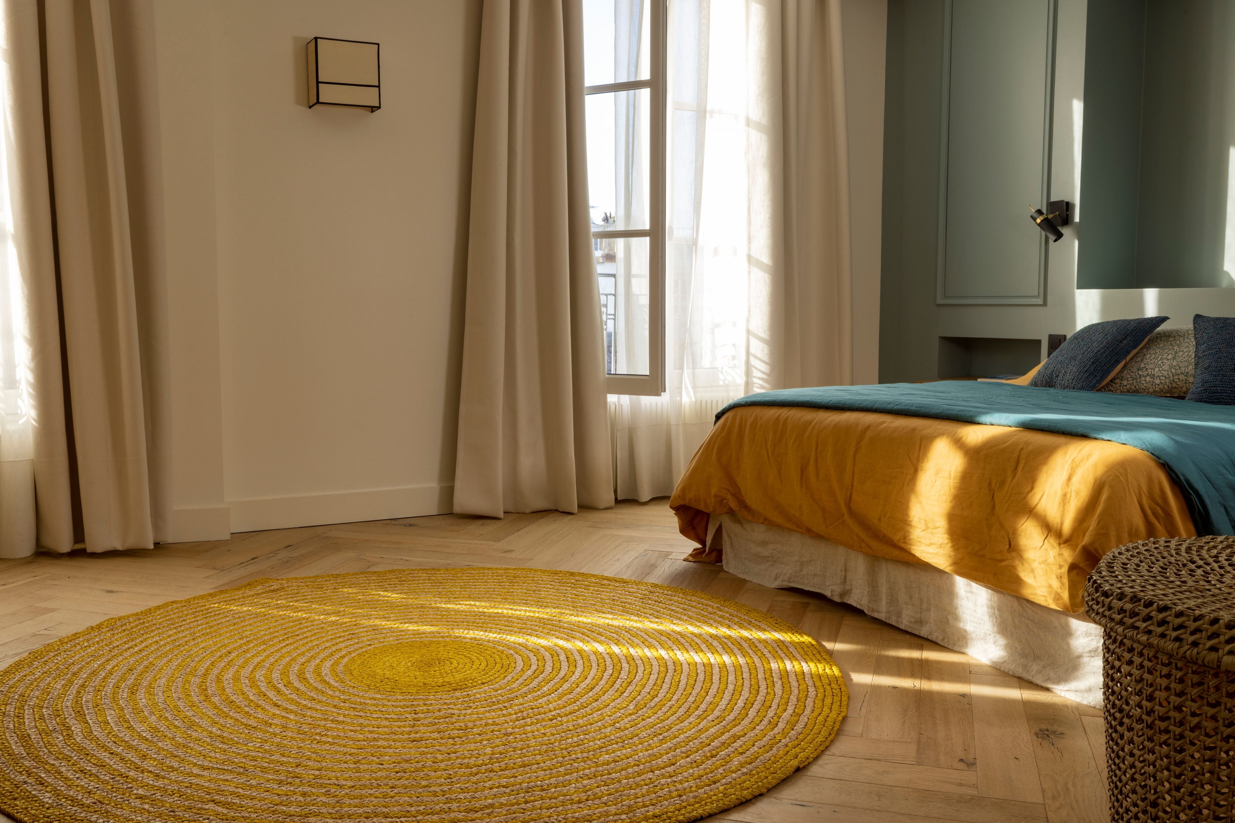 Tapis en raphia rond jaune citron et naturel (blanc) – 200 cm