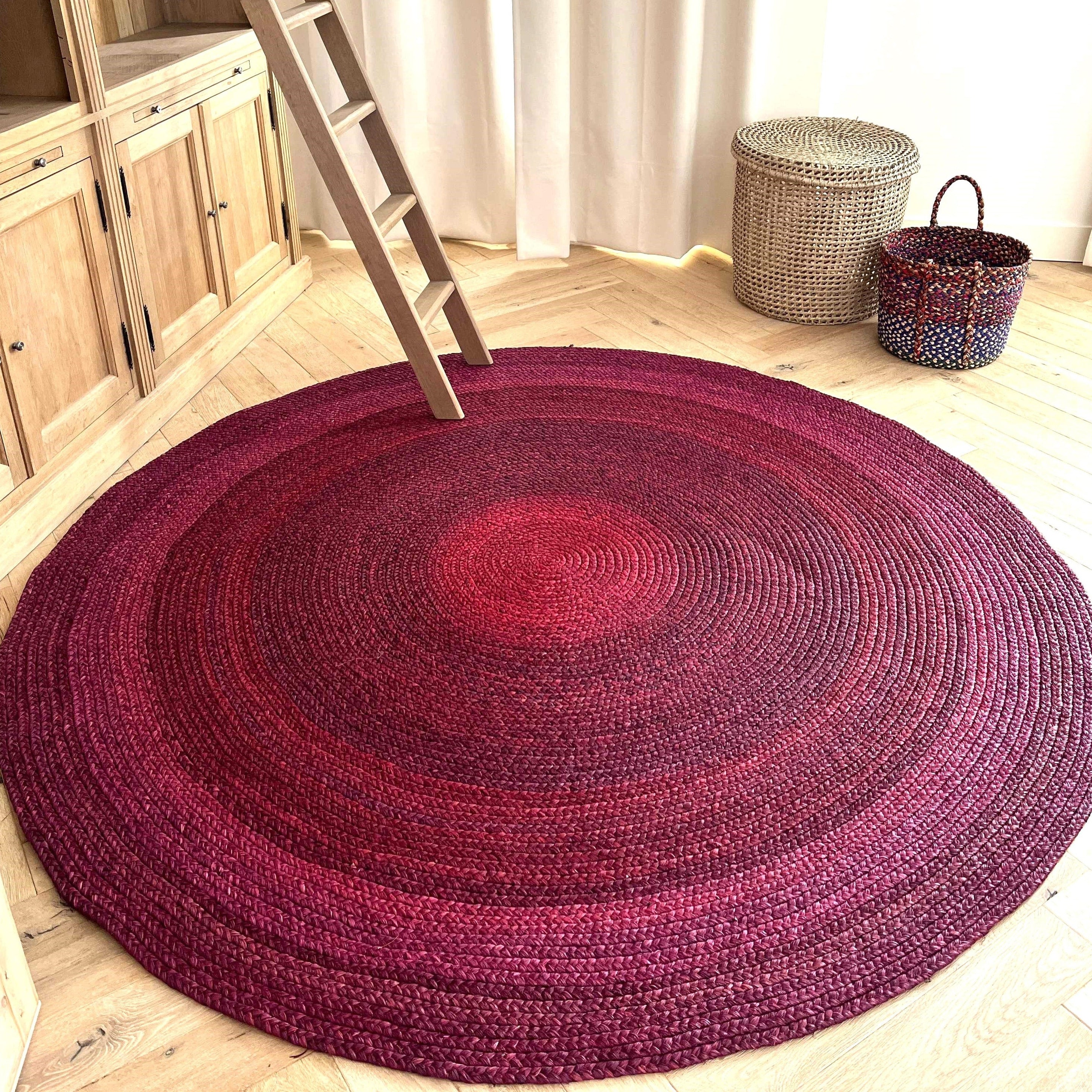 Tapis en raphia rond rose indien, rouge bordeaux et prune – 210 cm