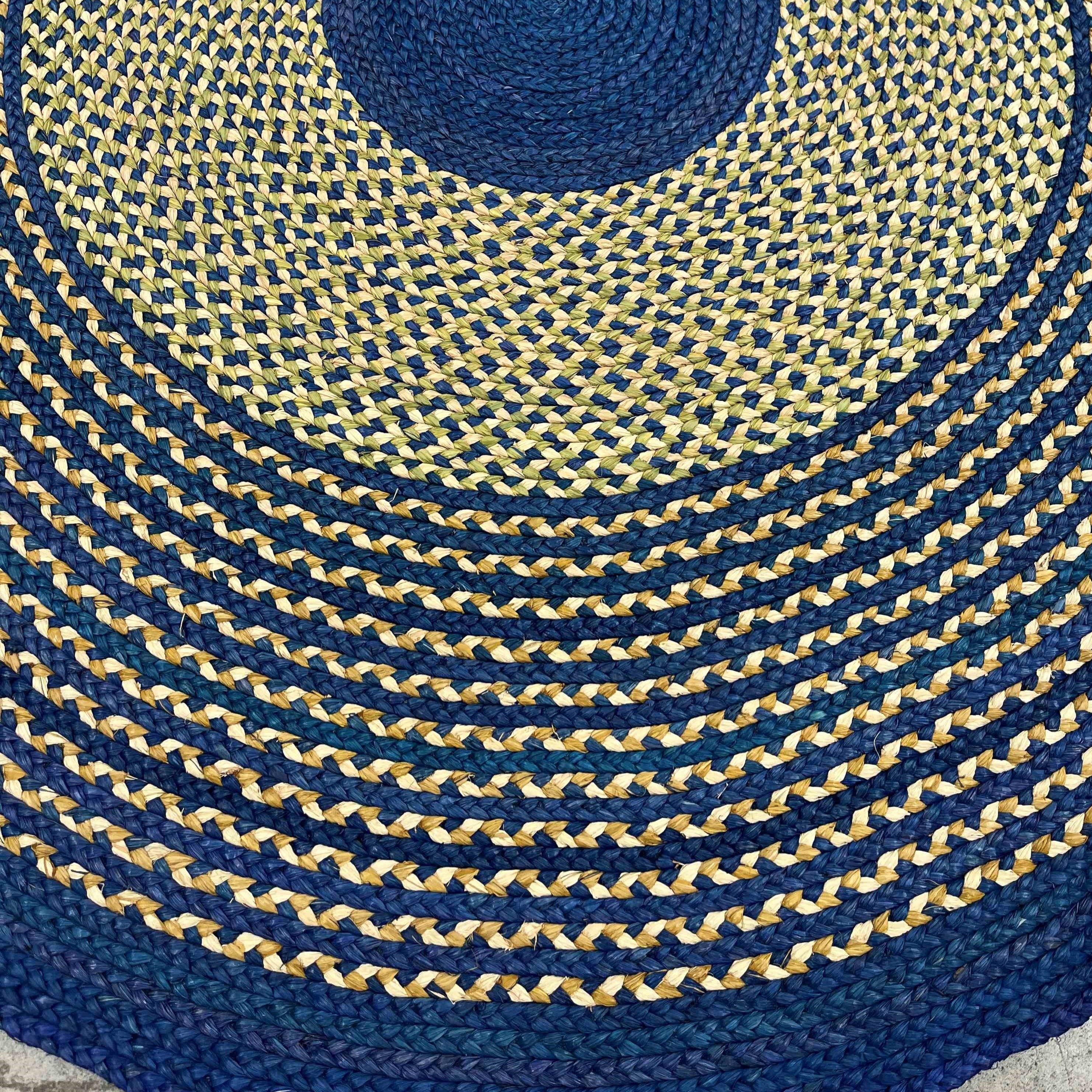 Tapis en raphia rond bleu marine, naturel et vert pâle – 200 cm