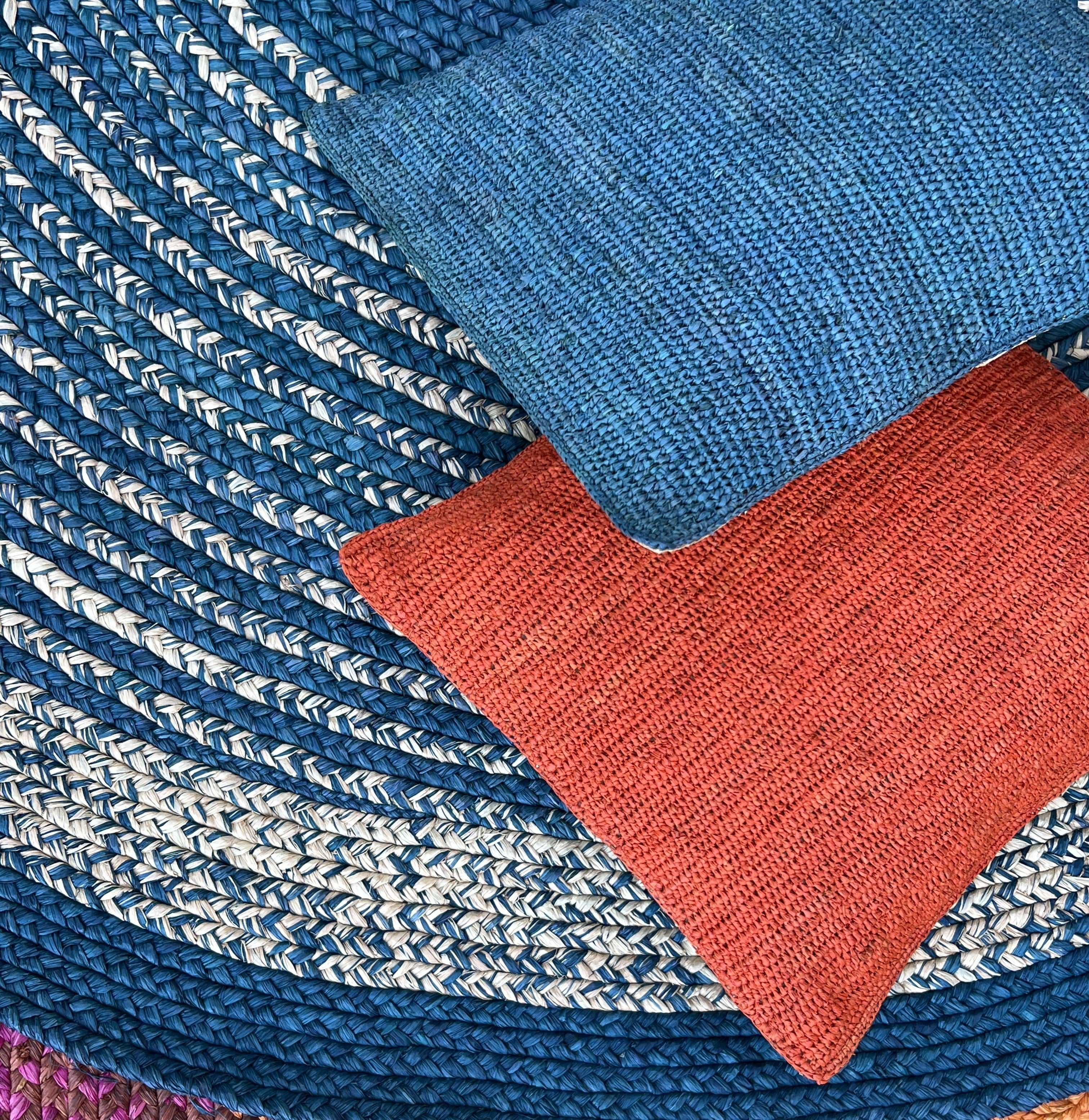 Housse de coussin en raphia point de riz