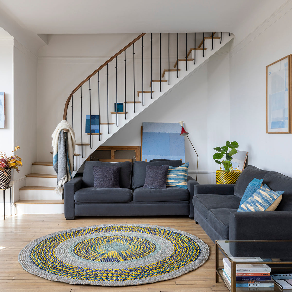 Tapis rond gris, jaune et bleu – 200 cm