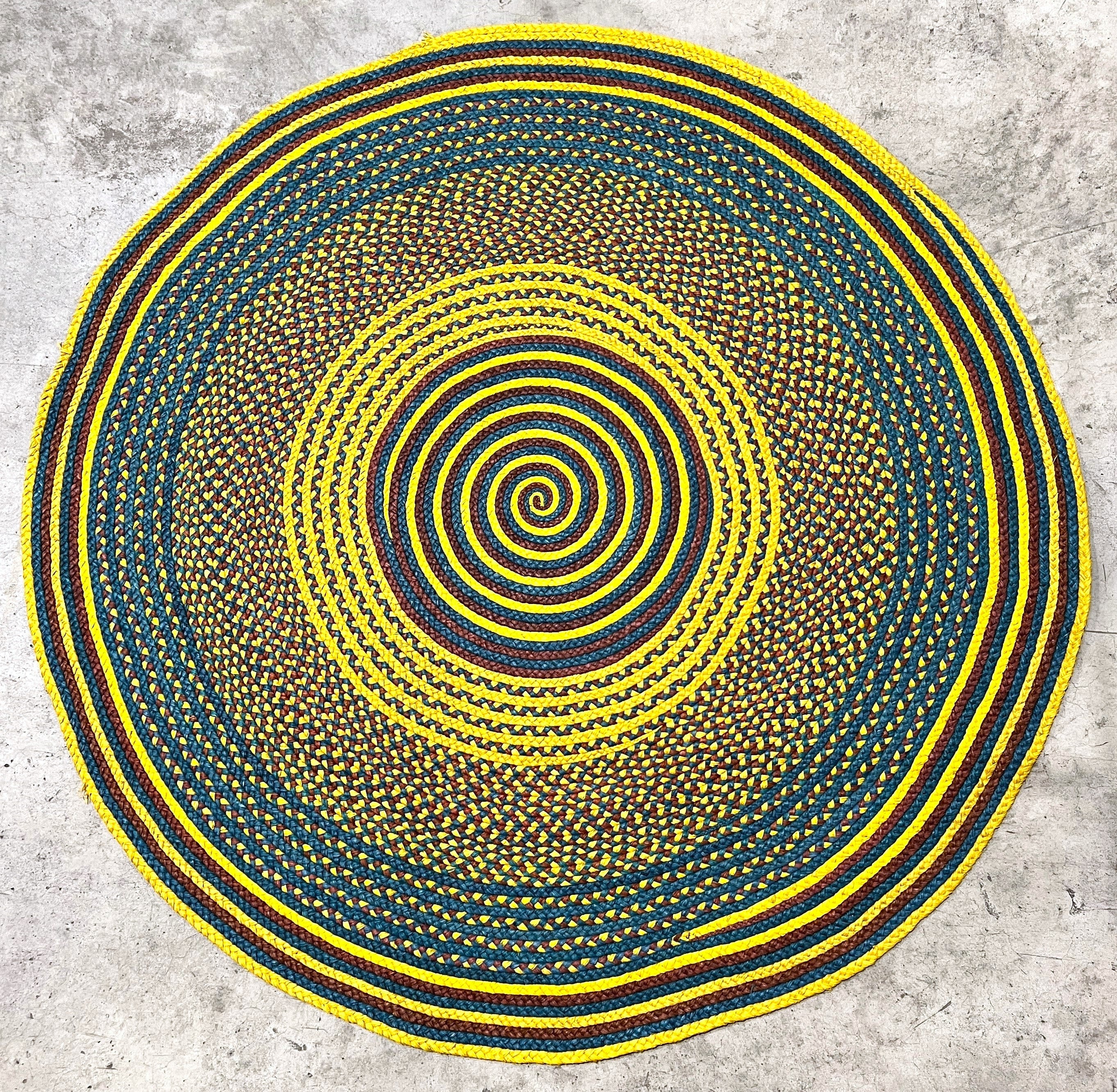 Tapis en raphia rond bleu vif, jaune citron et brun – 200 cm