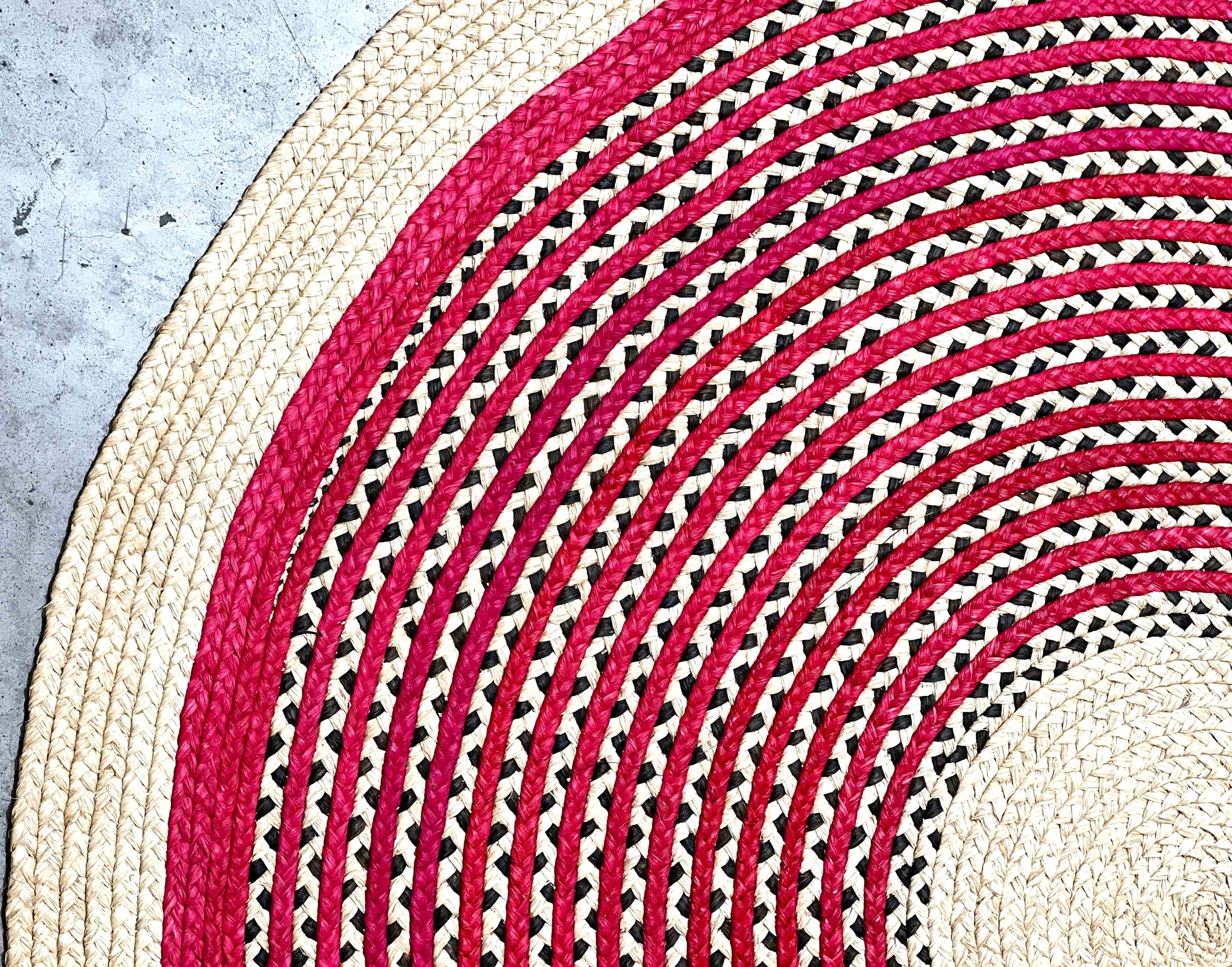 Tapis en raphia rond naturel et rose framboise – 200 cm