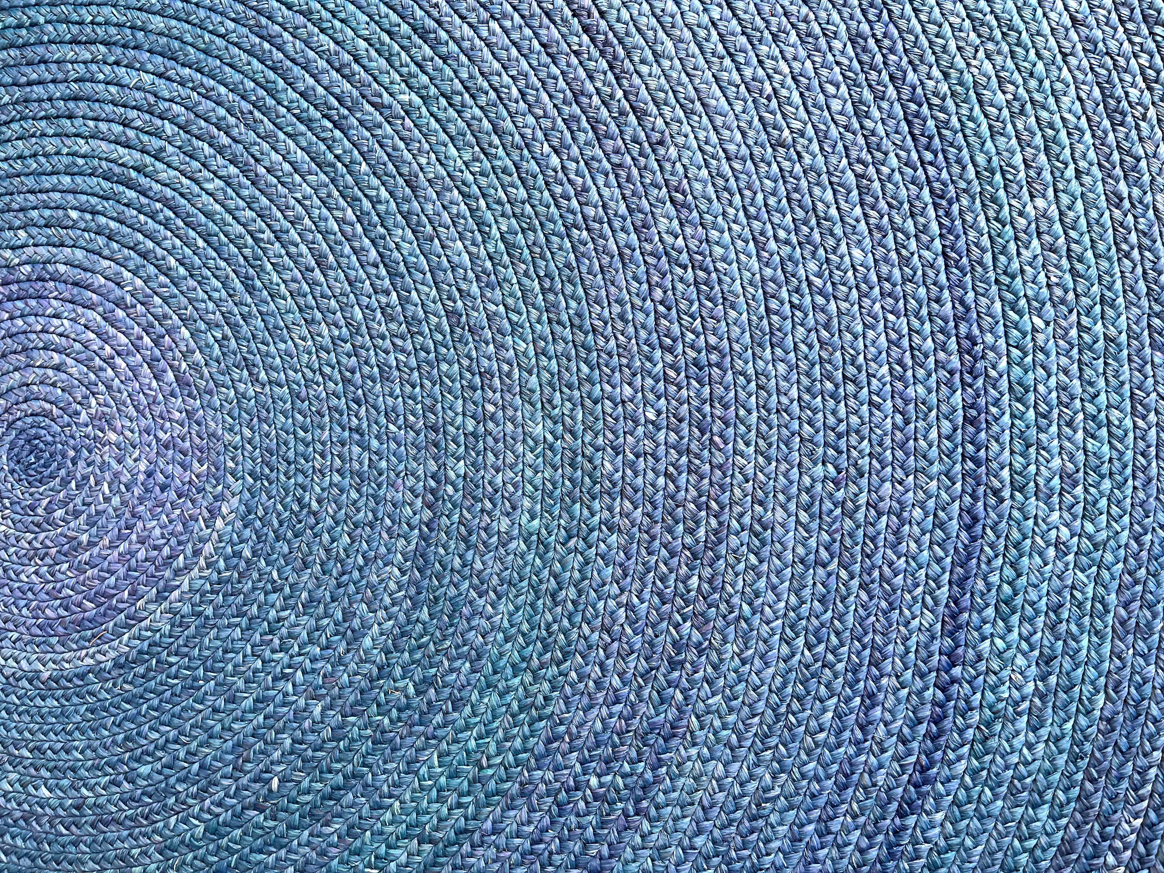 Tapis en raphia rond bleu indigo – 220 cm
