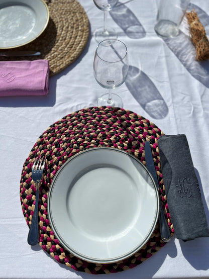 Lot de 6x sets de table ronds en raphia rose, naturel & noir - Moussarafa Intimani Ethnique chic