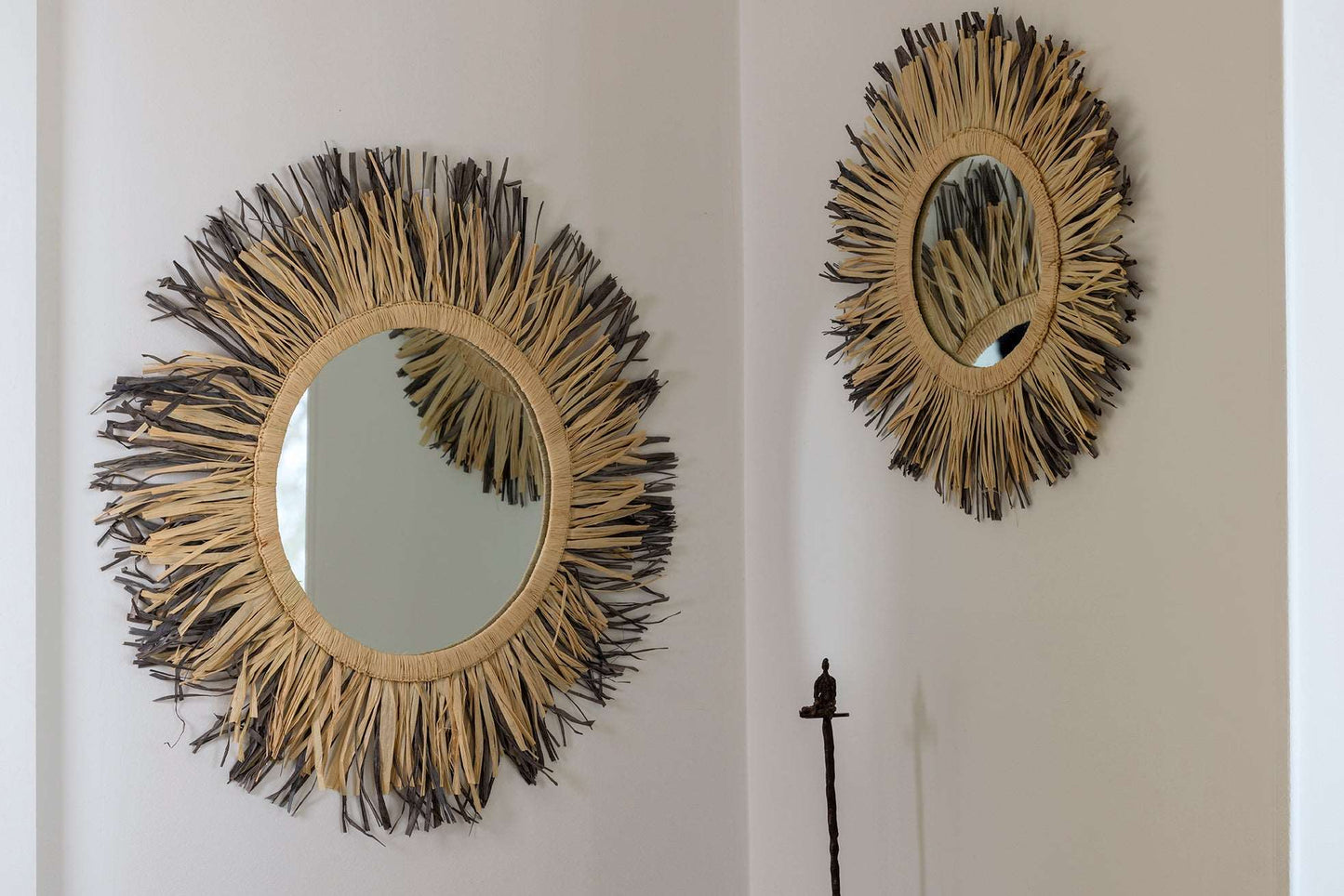 Grand miroir rond à franges de raphia Intimani Ethnique chic