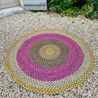 Tapis rond en raphia rose, jaune, brun et naturel, design unique et fait main, 170 cm.