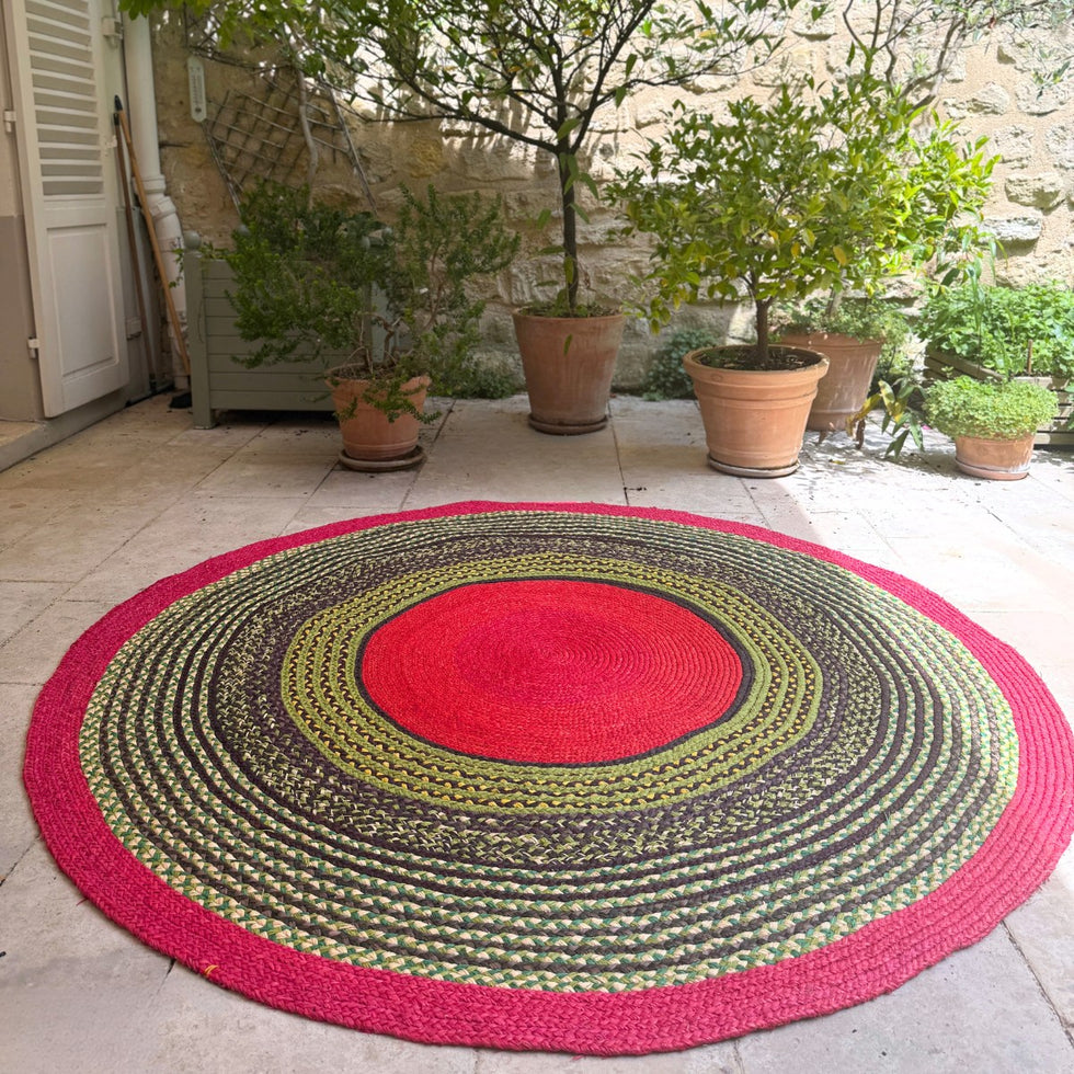 Tapis ronds en raphia de Madagascar – INTIMANI